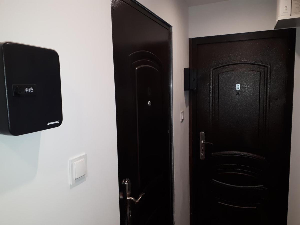 Apartamenty Centrum Panoramiczna Mala Dwojka Swan Labedz Promenada Klimatyzacja Lodowa Kielce Esterno foto